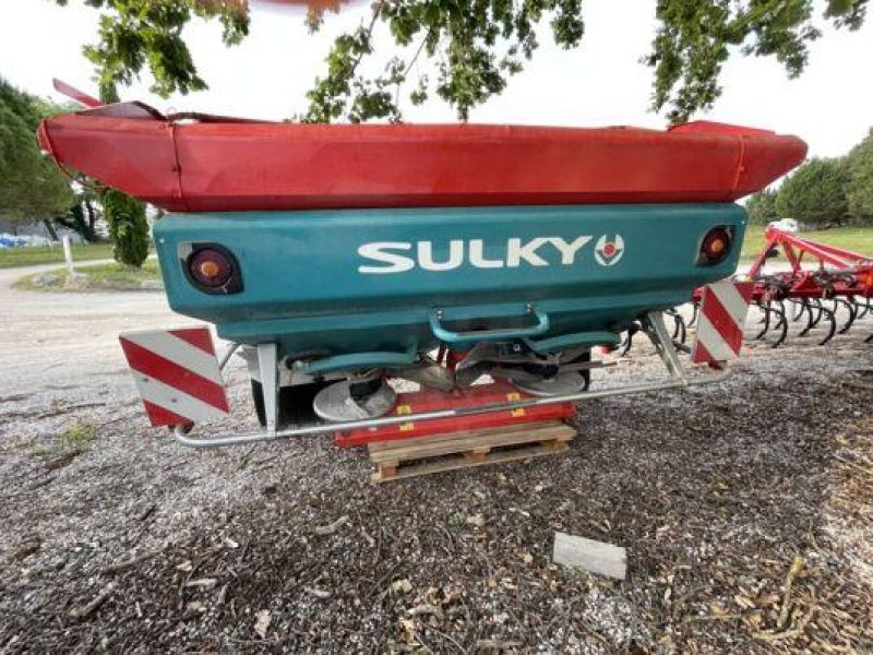 E-FARM: Sulky-Burel x36 - Düngerstreuer - id D8PSQLP - 5.500 € - Baujahr: 2009 - Frankreich