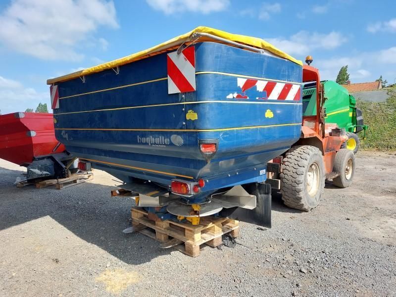 E-FARM: Bogballe m35w - Rozsiewacz nawozów - id R6GVKGS - 7000 € - Rok produkcji: 2008 - Francja