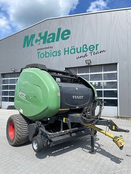 E-FARM: Fendt 7200 v - Baler - id UGGVPTT - €19,900 - Year of construction: 2016 - Germany