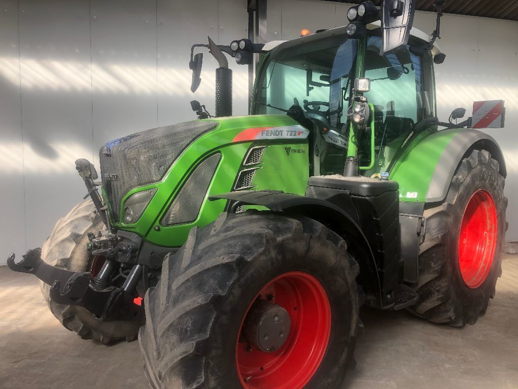 Fendt 722 Vario Traktor 110 000 EUR