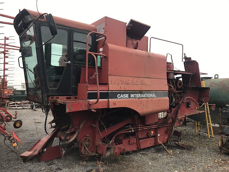 Case IH Axial-Flow 1680 Kombajn zbożowy