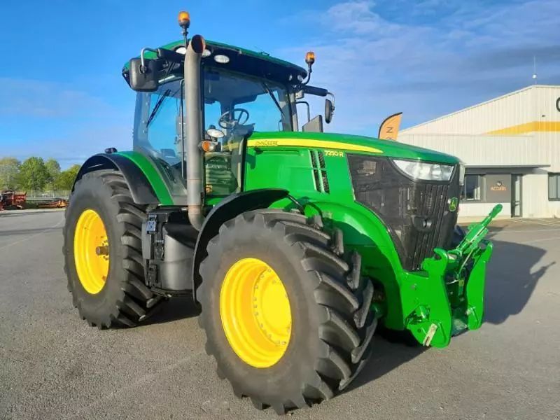 John Deere 7250 R Tractor €65,000