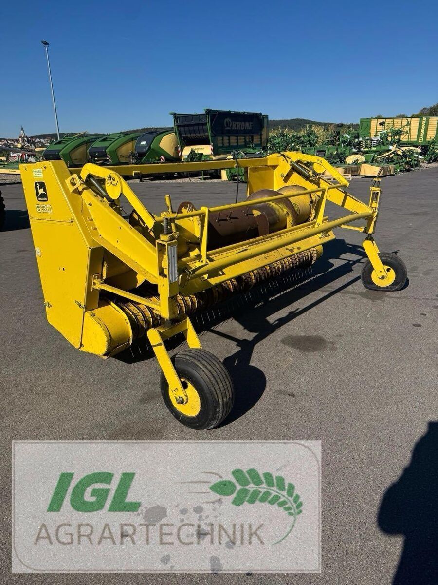John Deere 630 Hedery do kombajnów zbożowych/sieczkarni
