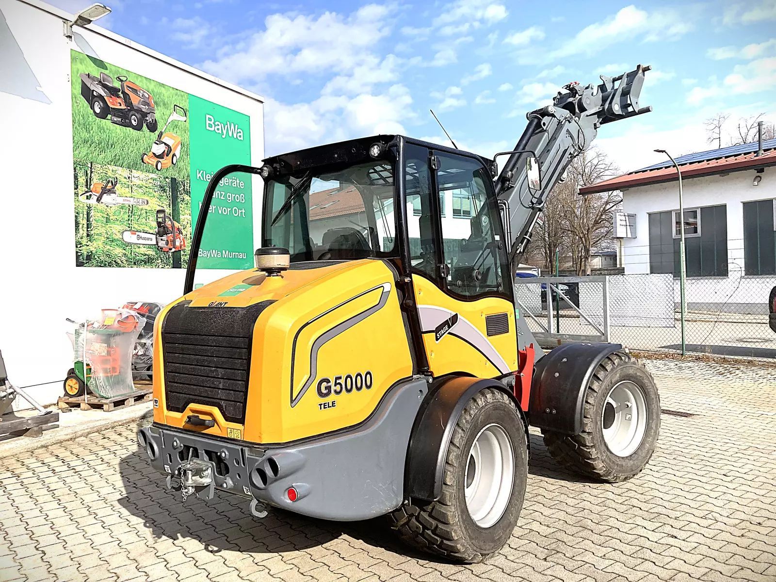 E-FARM: Giant g 5000 - Manipulador telescópico - id BIQIT4B - 71.176 € - Año: 2023 - Horas: 250,Potencia del motor: 75,Alemania