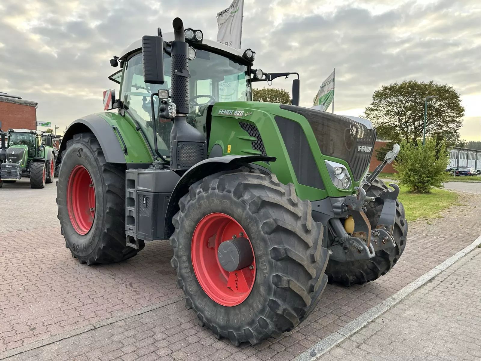 Fendt 828 Vario Profi Plus Tracteur 95 000 €