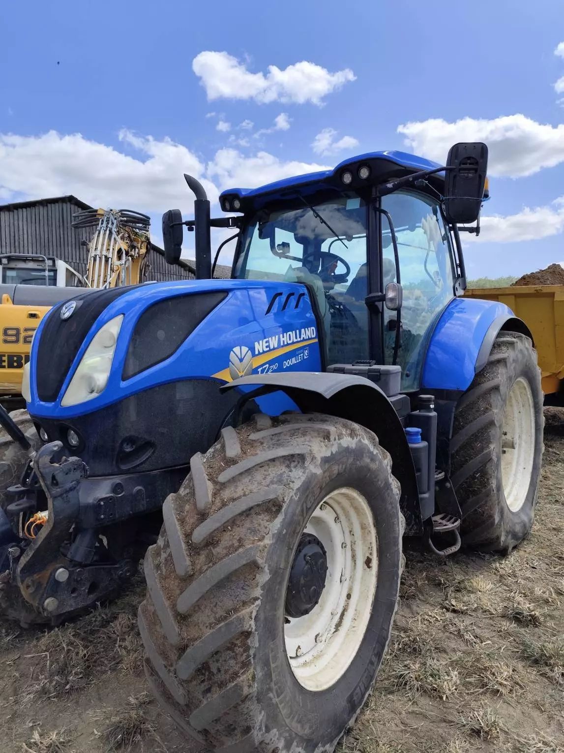 E-FARM: New Holland T7.210 - Tracteur - id SUIR6EK - Année: 2017 - Lecture du nombre d'heure: 4 112,Puissance du moteur (chevaux): 181,France