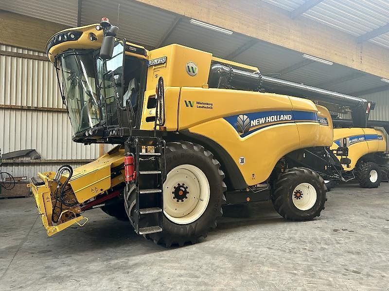 E-FARM: New Holland cx 8.90 - Combine harvester - id BWKP9XN - €295,000 - Year of construction: 2020 - Engine hours: 516,Engine power (HP): 419,Germany