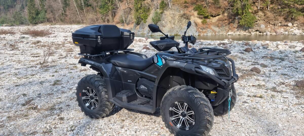 CF MOTO Vehículo de motor 5000 €