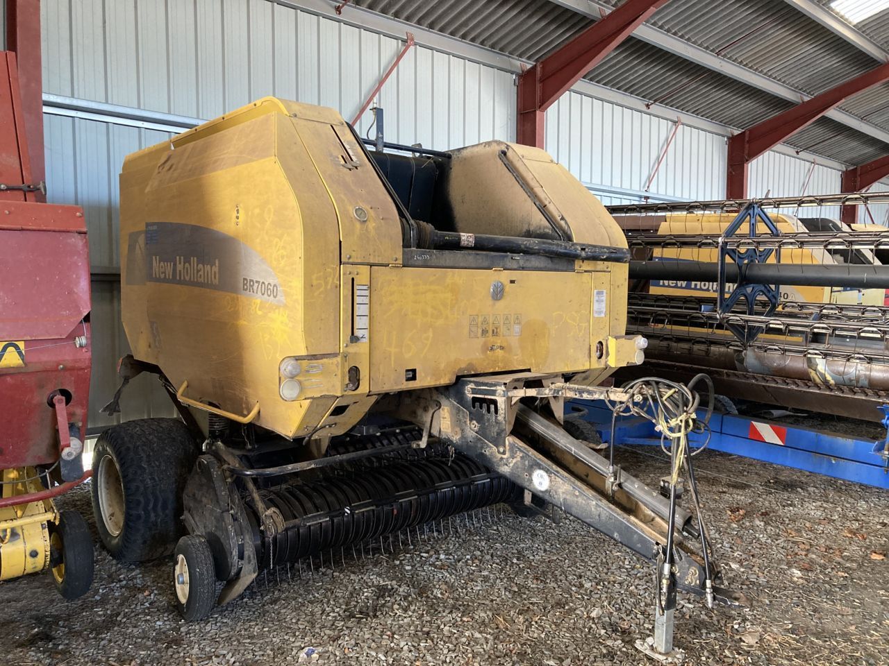 New Holland T 7060 Baler €8,500