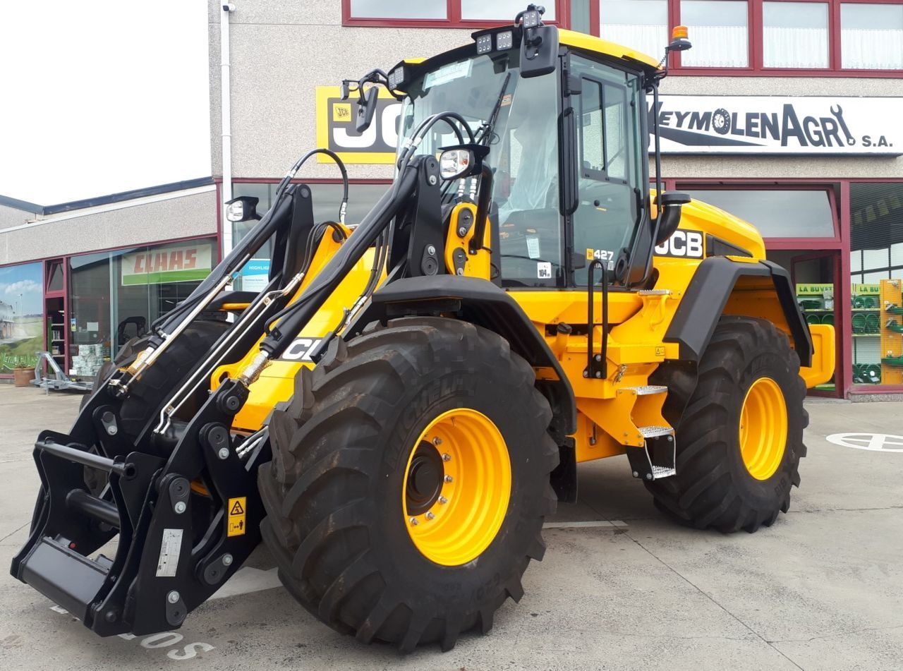 JCB 427 agri Chargeuse sur pneus 145 000 €