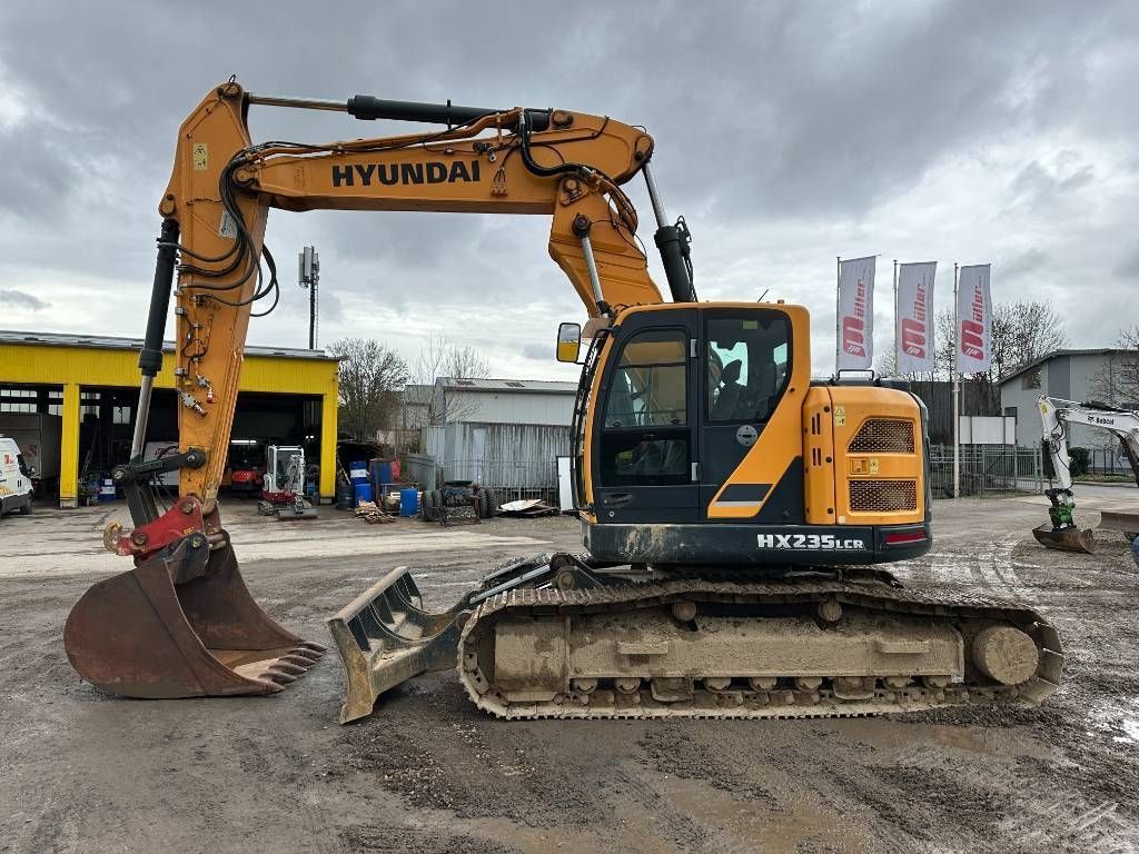 HYUNDAI hx 235 lcr kettenbagger 87.500 eur / ac Pelleteuse sur chenilles 87 500 €