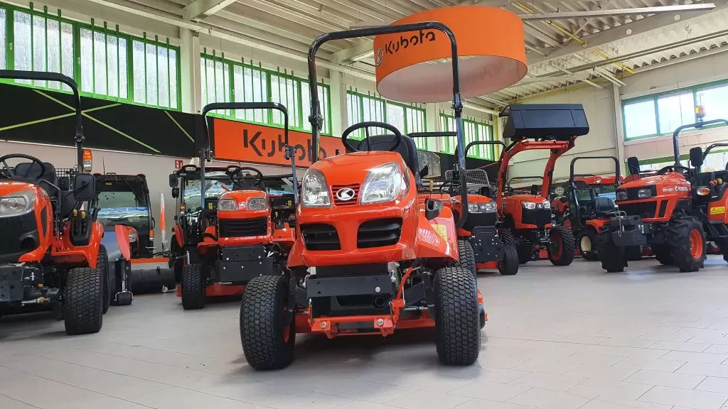 E-FARM: Kubota GR1600-II - Tondeuse - id W6MCDB9 - 8 900 € - Année: 2024 - Allemagne