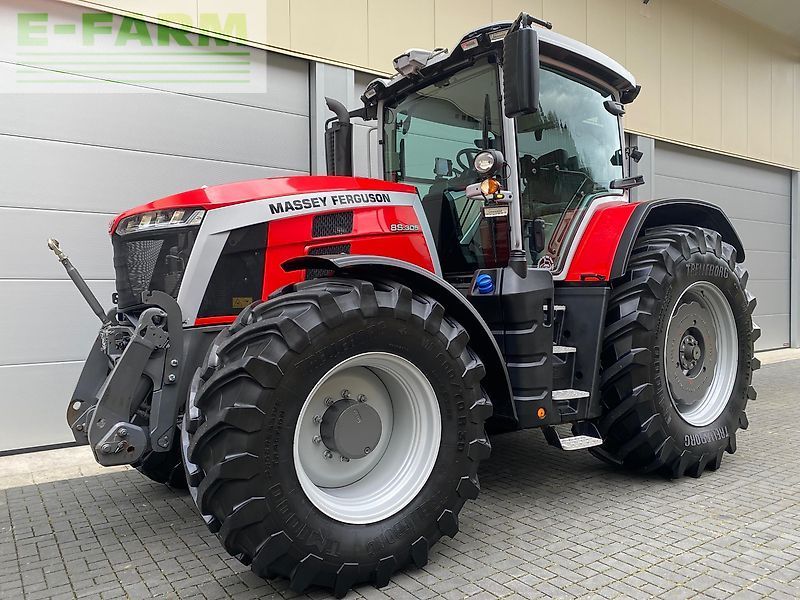 Massey Ferguson 8S.305 Traktor 174 000 €