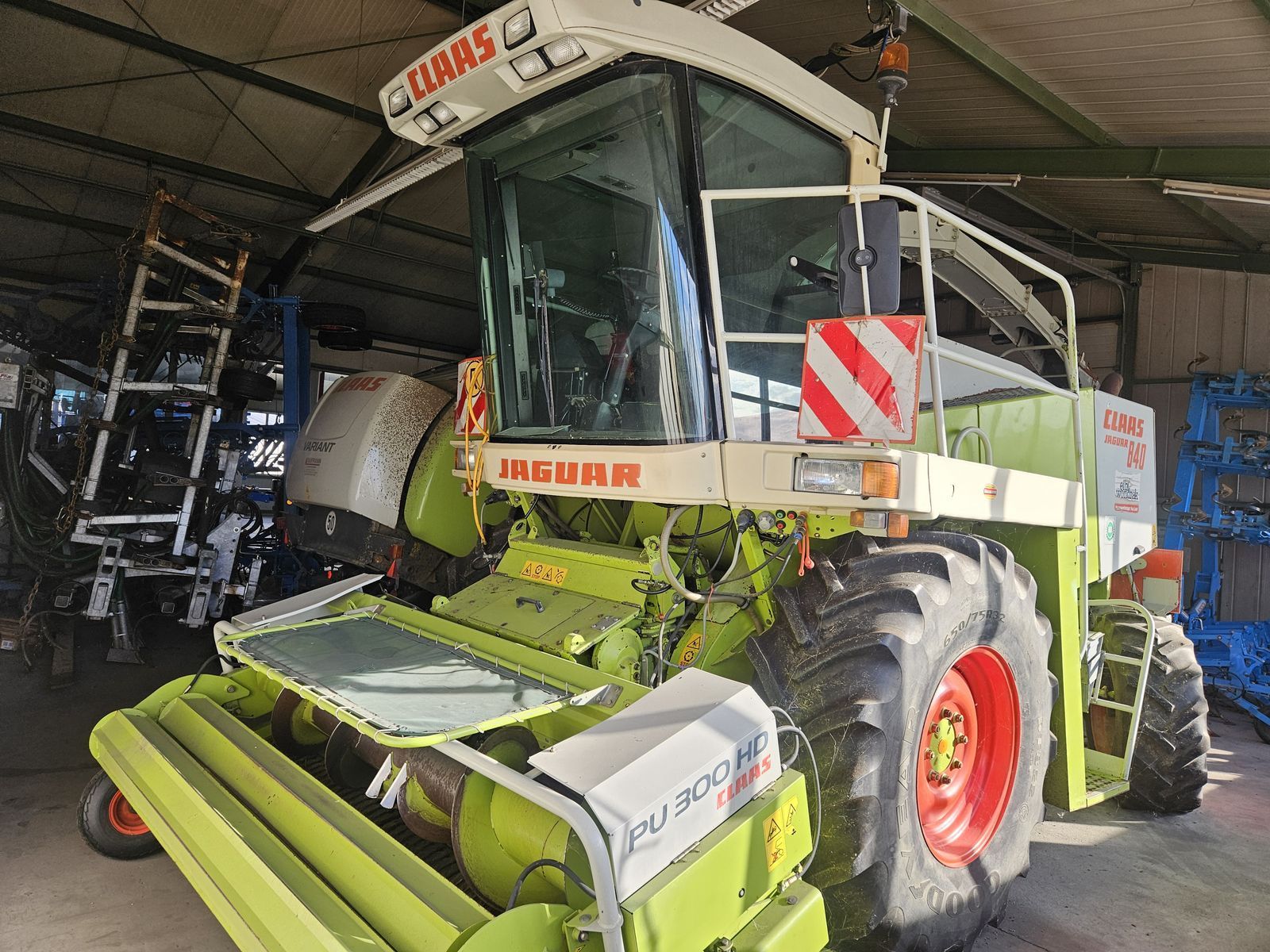 Claas Jaguar 840 Sieczkarnia samobieżna 28 500 €