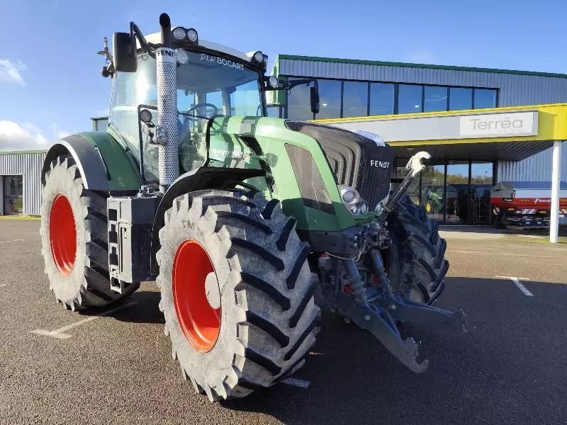 Fendt 828 Vario Tractor €69,000