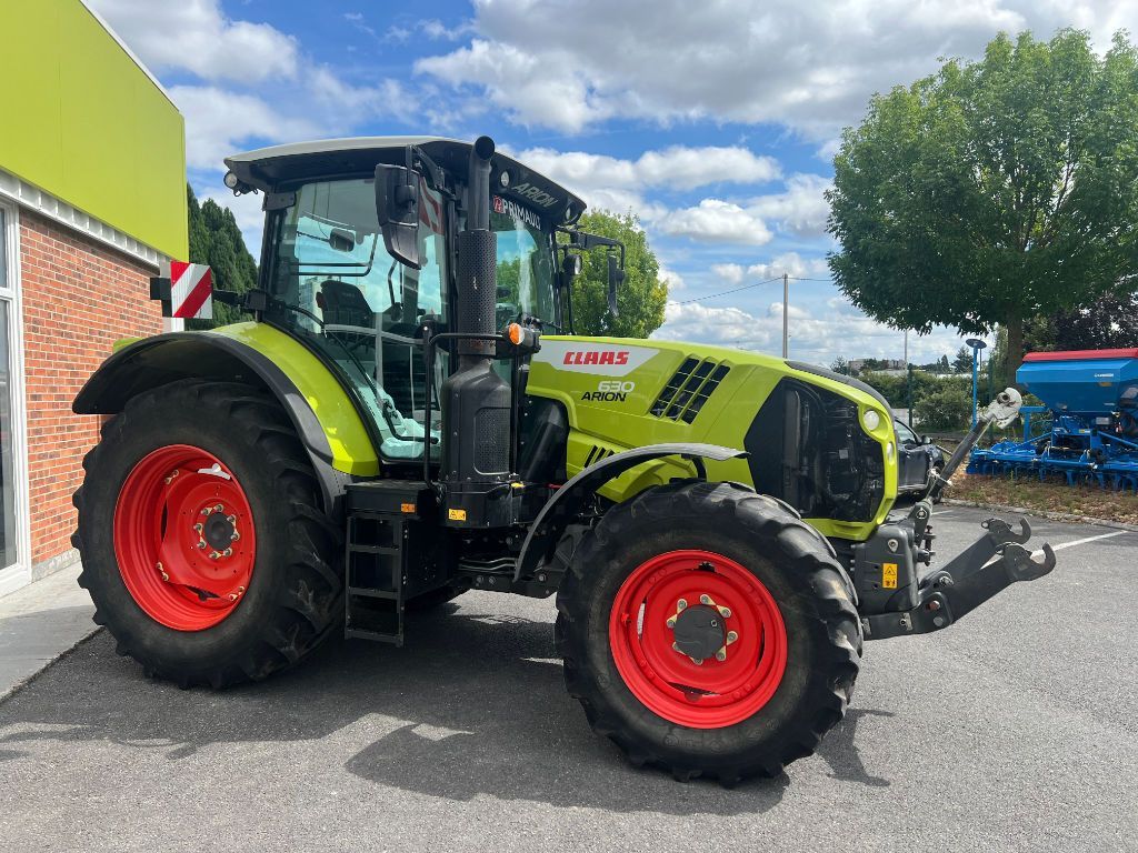 E-FARM: Claas Arion 630 - Traktor - id SDPKNME - 87.000 € - Baujahr: 2020 - Abgelesene Motorstunden: 2.300,Motorleistung (PS): 165,Frankreich