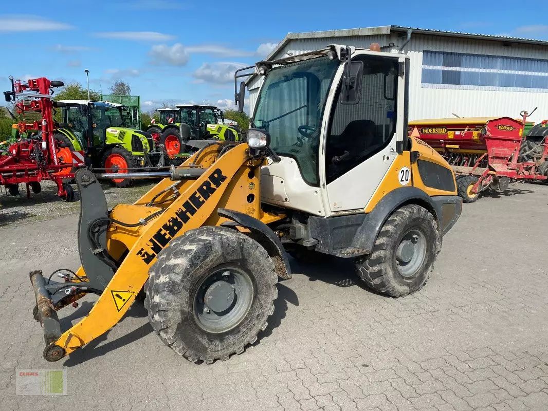 E-FARM: Liebherr l 506 c - Chargeuse sur pneus - id TZISS8D - 25 500 € - Année: 2014 - Lecture du nombre d'heure: 7 550,Puissance du moteur (chevaux): 63,Allemagne