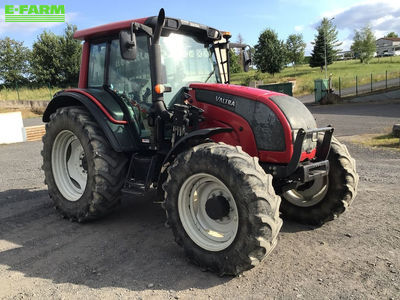 E-FARM: Valtra N101 HiTech - Tractor - id GSQRLM4 - €30,000 - Year of construction: 2008 - Engine hours: 9,340,Engine power (HP): 110,France