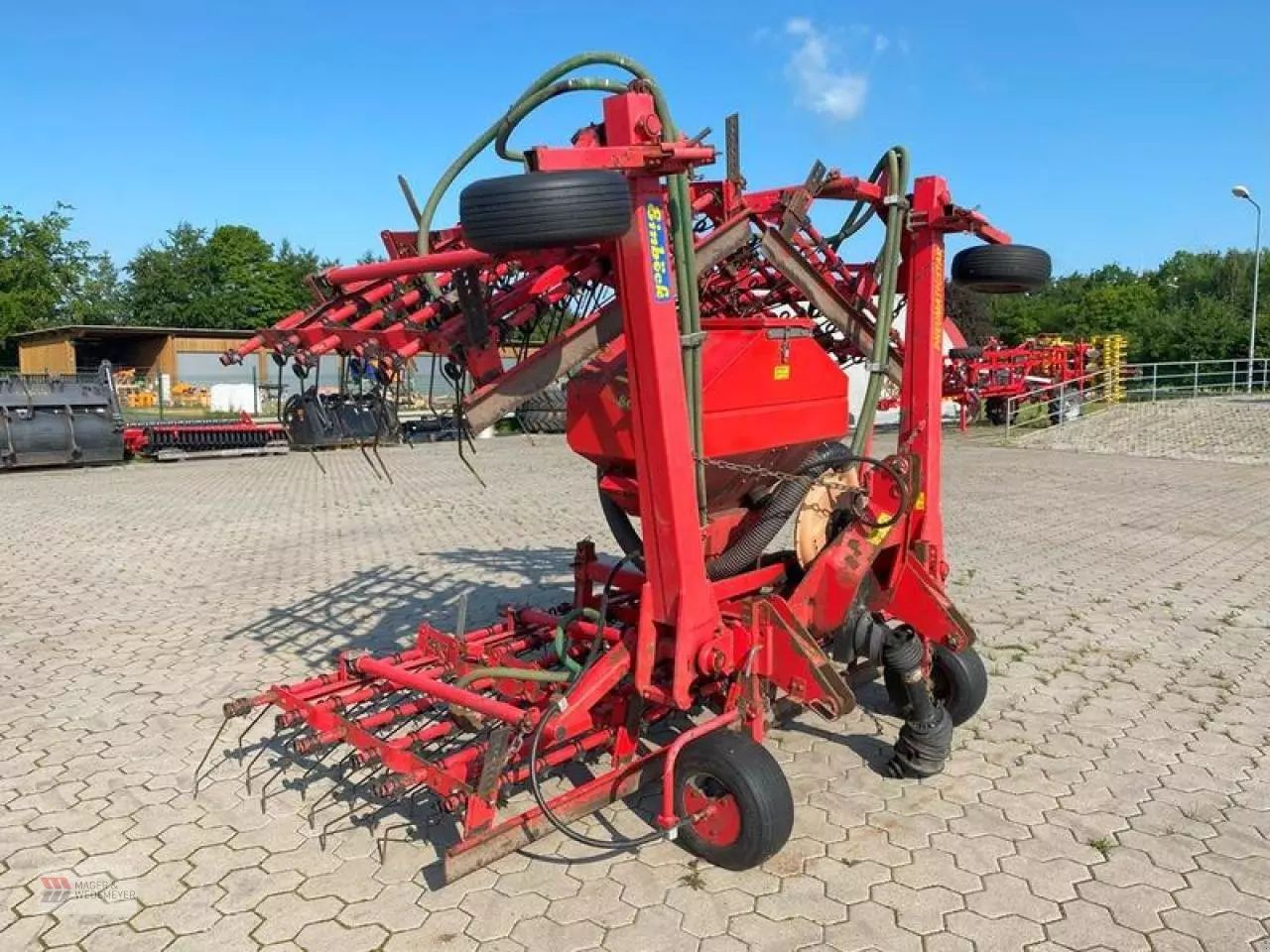 E-FARM: Einböck pneumaticstar 600 grünlandstriegel - Bodenbearbeitung Sonstige - id SQSXJWJ - 8.500 € - Baujahr: 2010 - Deutschland