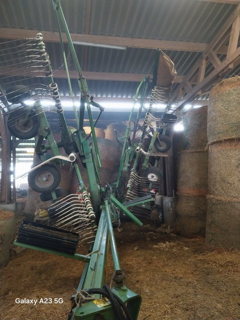 Krone Swadro 810 Rendterítő 10 500 EUR