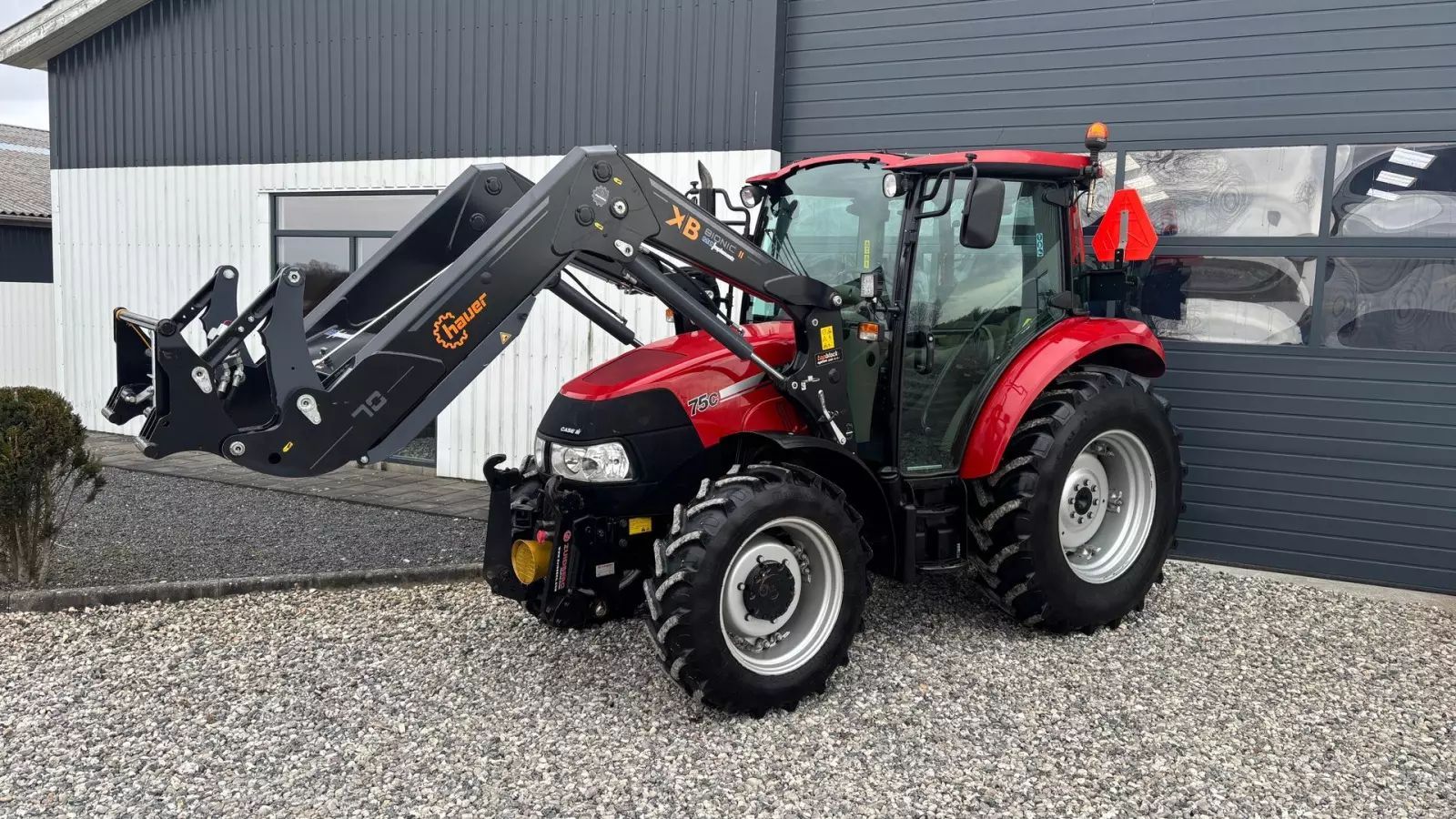 Case IH Farmall 75 C Tractor €42,804