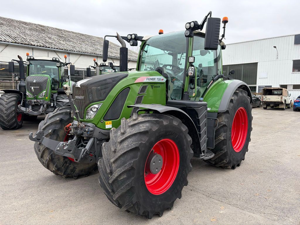 Fendt 720 Vario Profi Plus Traktor 125 000 EUR