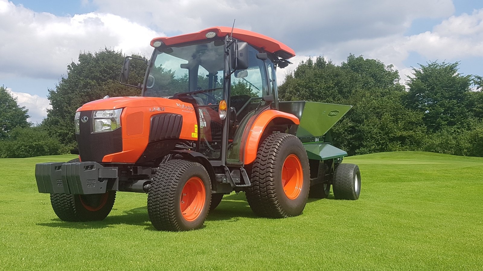 Kubota RV Ridevator tractor €41,550