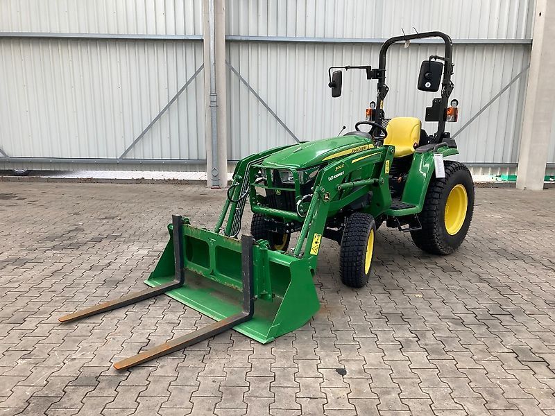 John Deere 3025 E Tractor €22,900