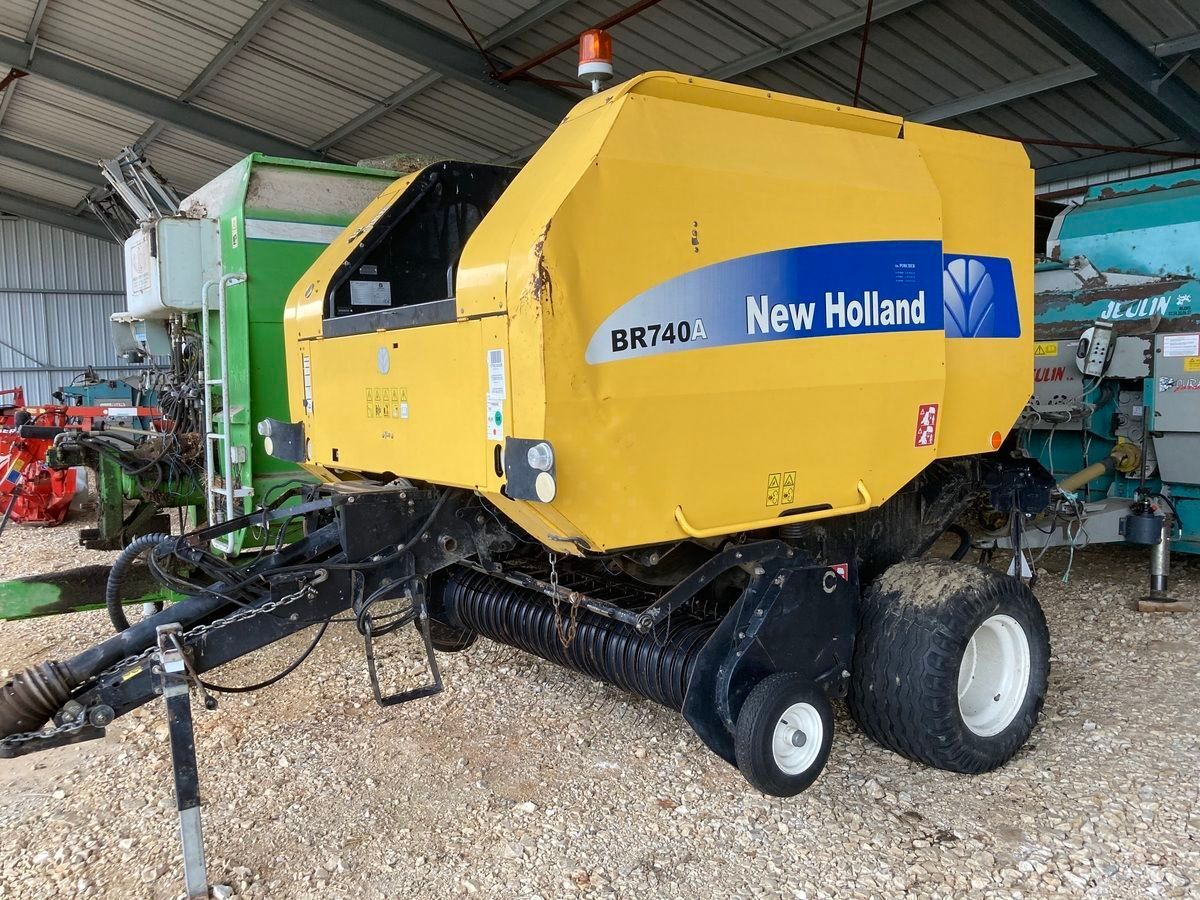 New Holland BR740 Empacadora 5500 €