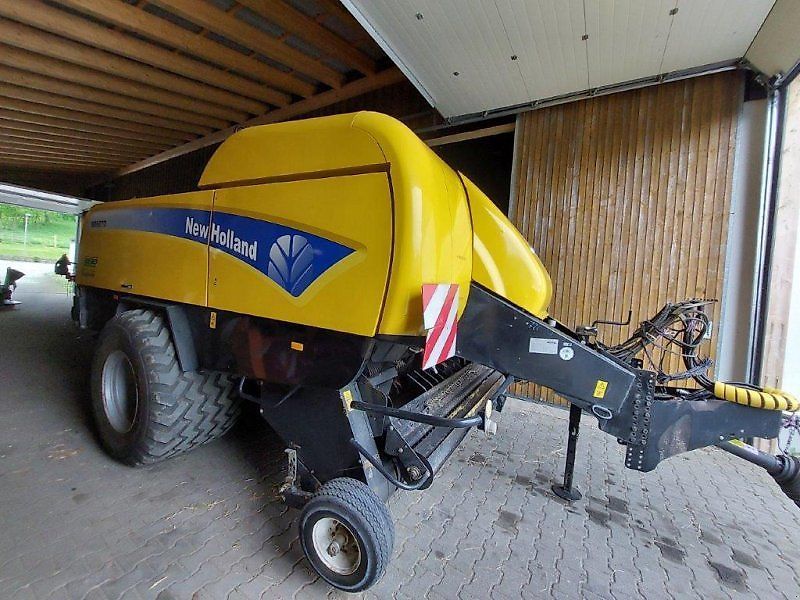 E-FARM: New Holland BB 9070 R - Presse à balles - id GB3LTZV - 44 527 € - Année: 2009 - Allemagne