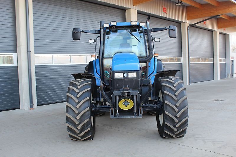 E-FARM: New Holland TS115 - Tractor - id SHDTVD5 - Year of construction: 2003 - Engine hours: 5,500,Austria