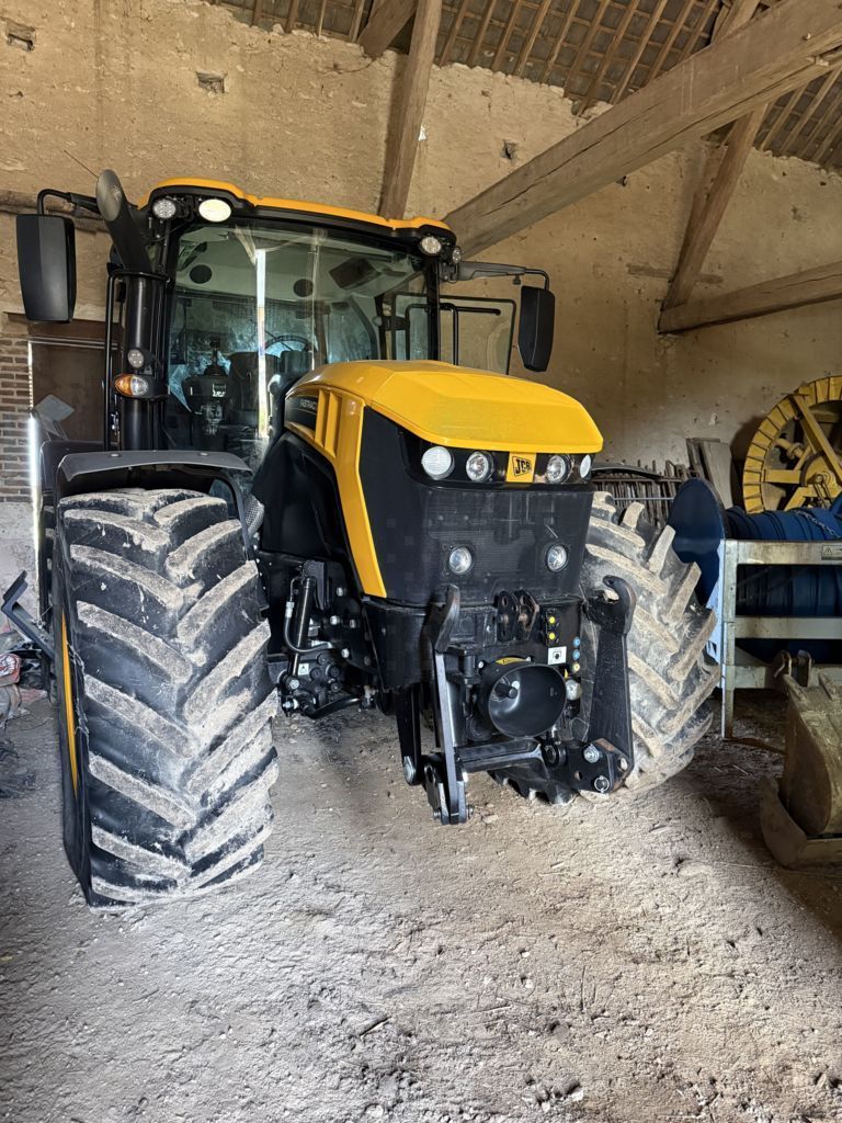 JCB Fastrac 4220 Tracteur 170 000 €