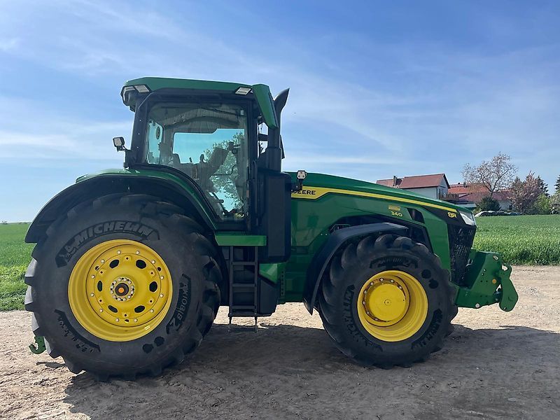 John Deere 8R 340 Tractor €220,000