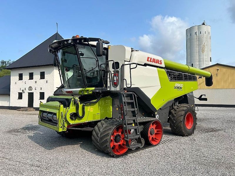 Claas Lexion 8900 Terra Trac Combine harvester €536,163