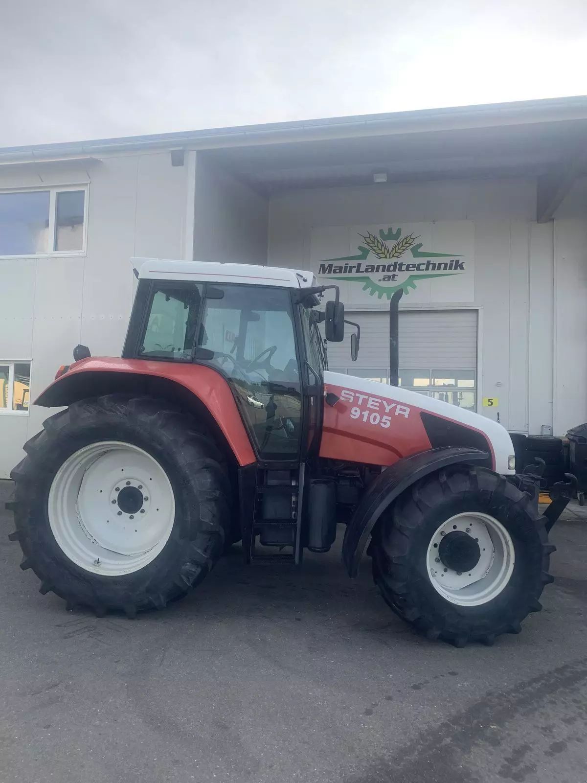 Steyr 9105 A Basis Tractor €34,071
