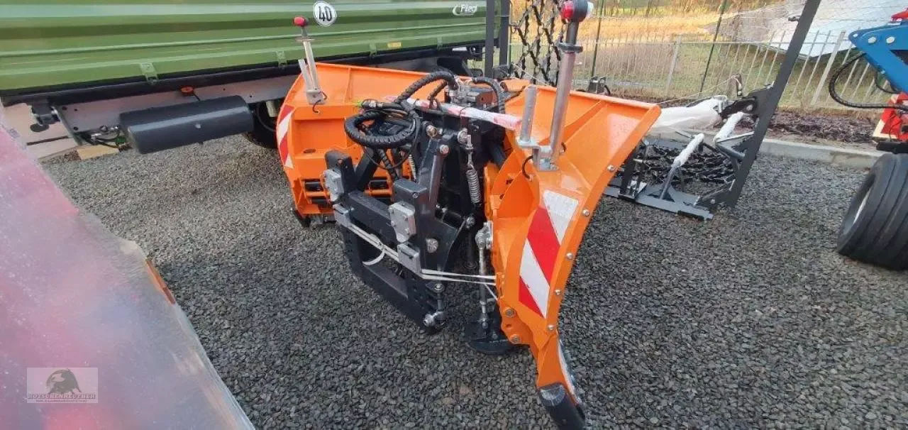 E-FARM: Wintec vario xm 320 - Equipement municipal - id 2H5ADKY - 13 500 € - Année: 2023 - Allemagne