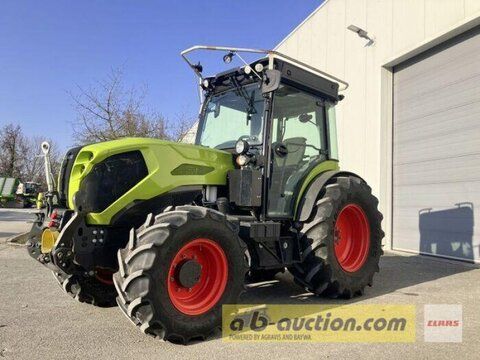 Claas Nexos 240 L Tractor €54,900