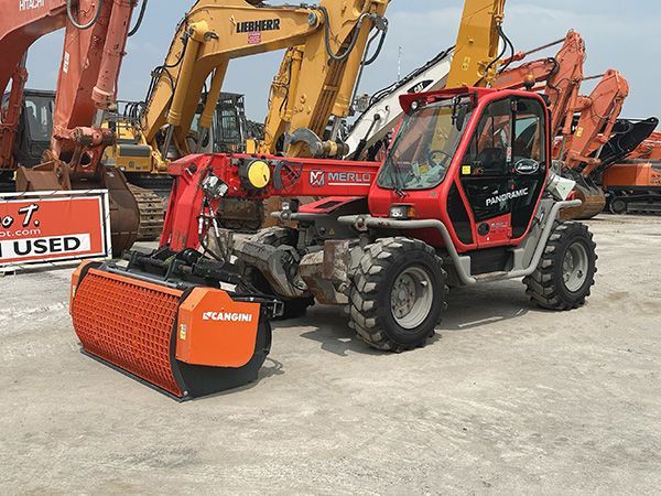 E-FARM: Merlo p38.13 - Teleskoplader - id JRJHEFR - 59.000 € - Baujahr: 2013 - Abgelesene Motorstunden: 3.790,Frankreich