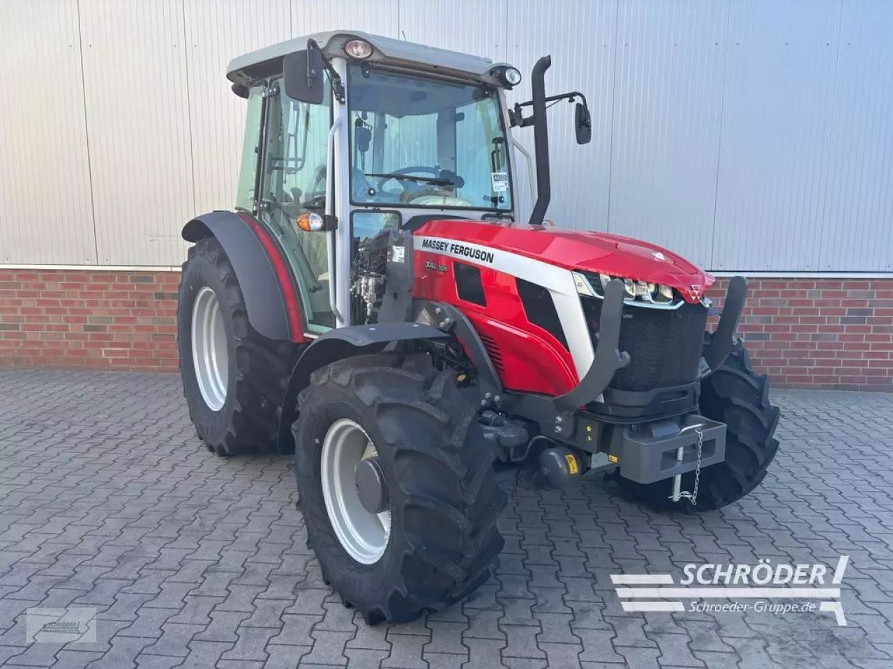 Massey Ferguson 3AL.105 Tractor 74.900 €