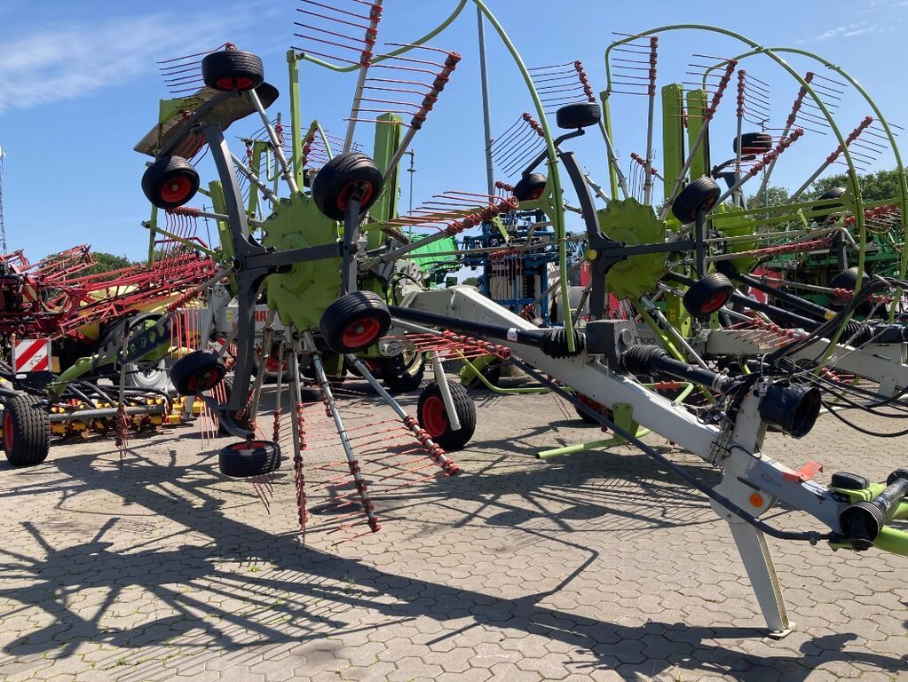 Claas Liner 1750 Tedder €13,950