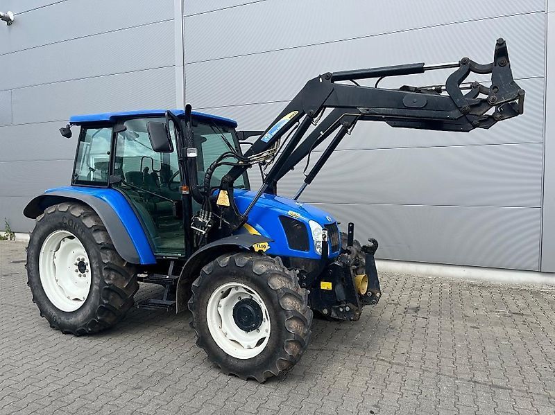 E-FARM: New Holland TL90 A - Tractor - id KMNRBUC - 33.529 € - Año: 2007 - Horas: 5790,Potencia del motor: 90,Alemania
