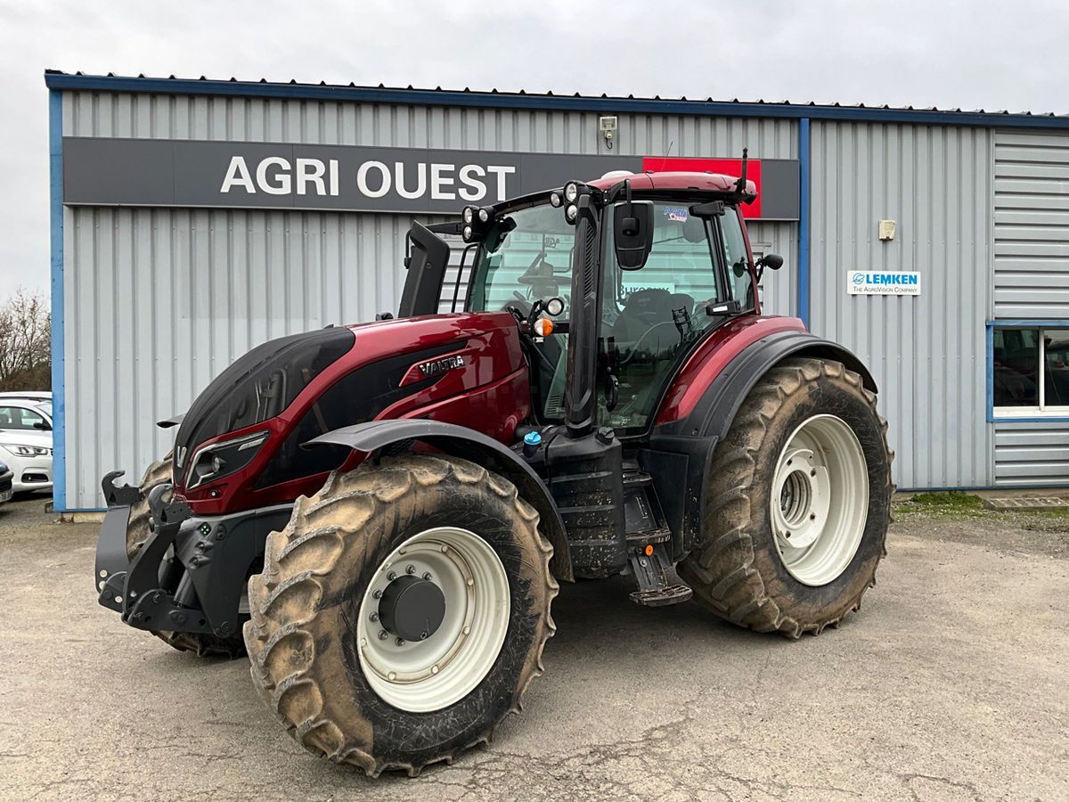 E-FARM: Valtra T174e - Tracteur - id IBGMKU9 - 90 000 € - Année: 2021 - Lecture du nombre d'heure: 2 275,Puissance du moteur (chevaux): 185,France