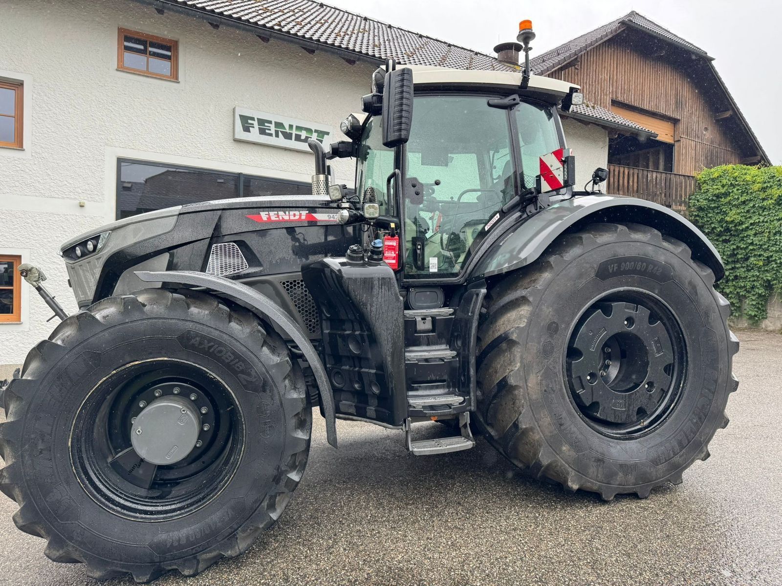 Fendt 942 Vario Tractor €257,000