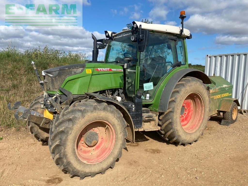 Fendt 211 Vario Tracteur 91 128 €