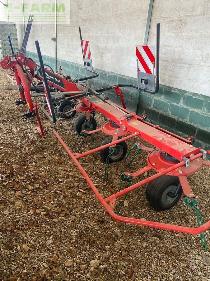 Kverneland 8460 Tedder €9,500