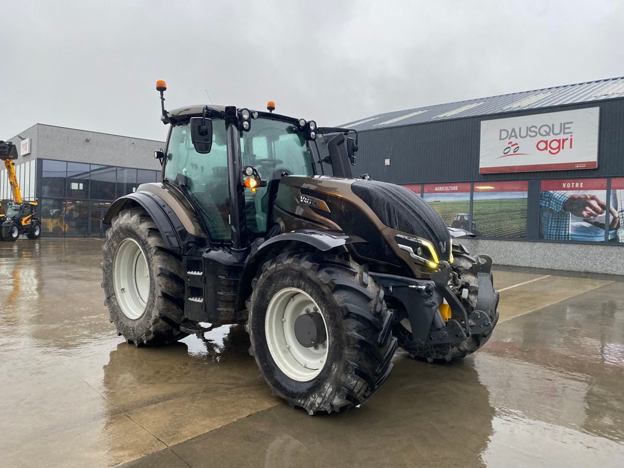 Valtra T175EA Traktor 108.000 €