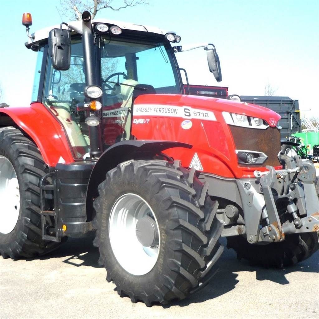 E-FARM: Massey Ferguson 6718S Dyna-6 - Tractor - id WWDUAHA - €87,832 - Year of construction: 2020 - Engine hours: 3,000,United Kingdom