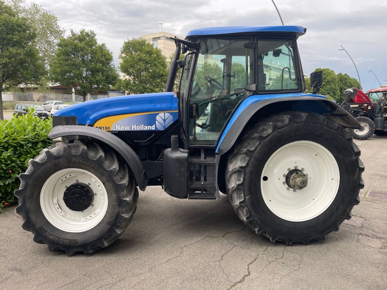 New Holland TM 190 Traktor 40 000 €