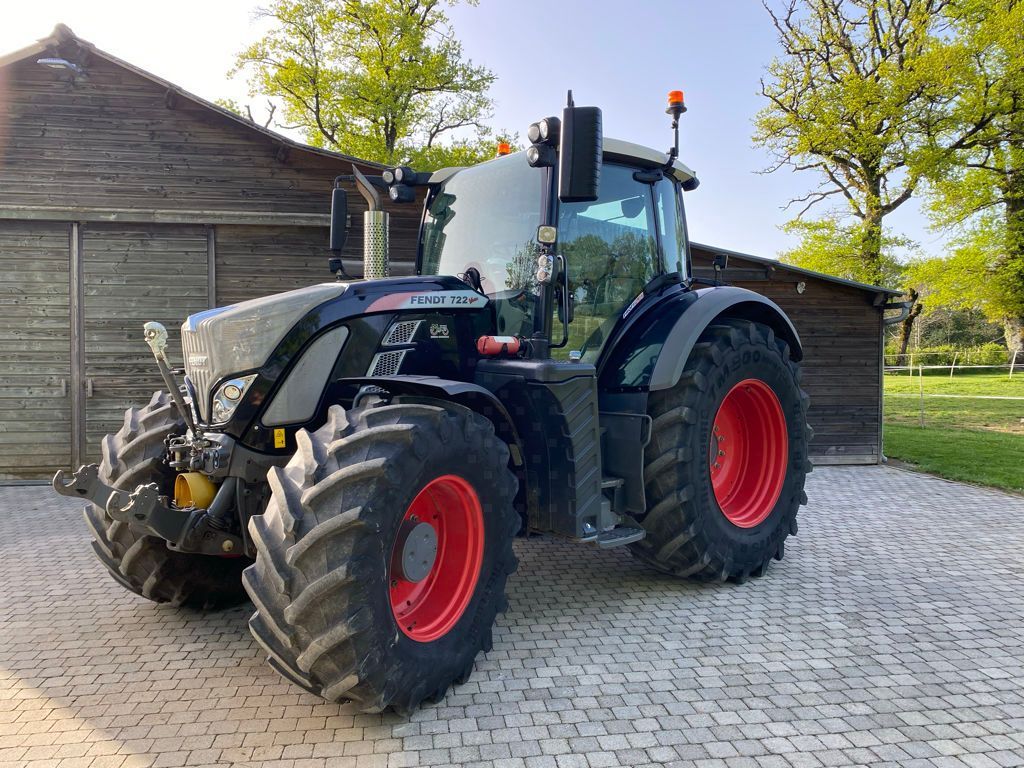 Fendt 722 Vario Profi Plus Traktor 92 000 EUR
