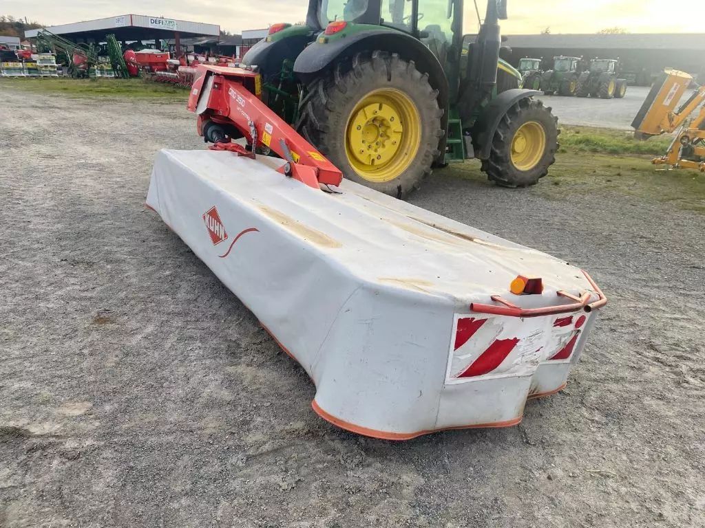 E-FARM: Kuhn gmd 3510 ff - Mower - id ZUMN3RN - €5,200 - Year of construction: 2014 - France